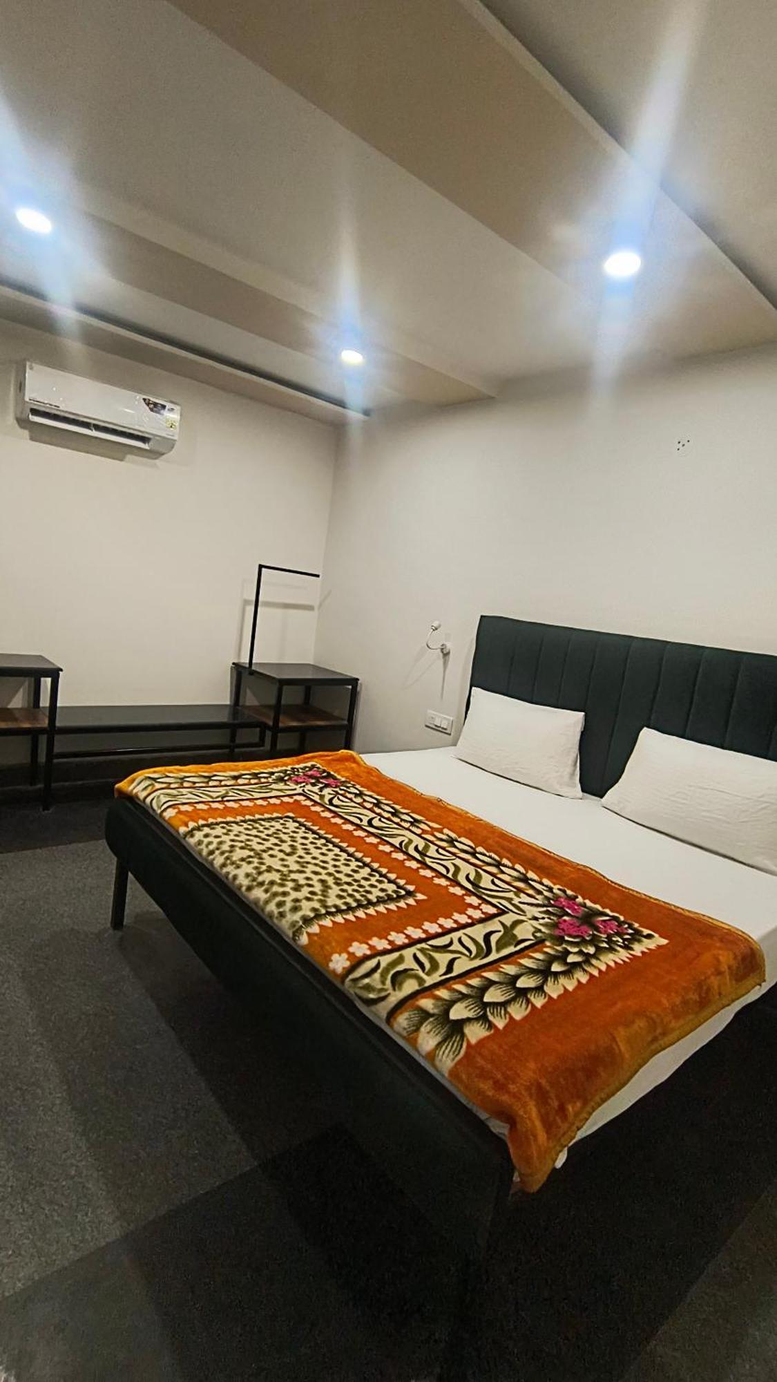 Townhouse 03 Hotel Agra  Luaran gambar